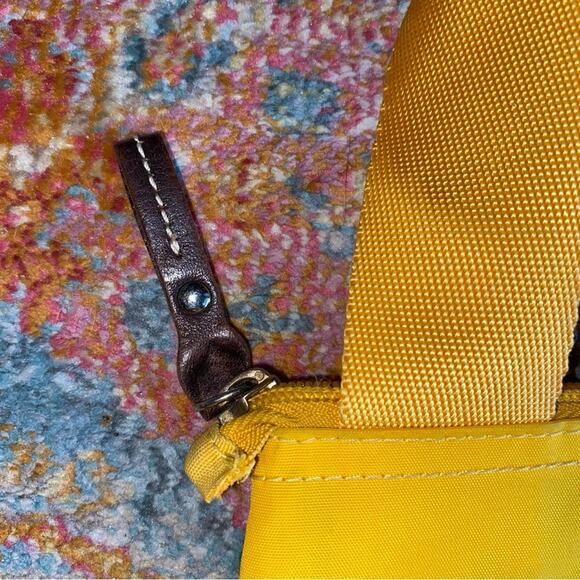 $100 BRICS X-Bag YELLOW GOLD Urban Crossbody Bag EUC - Picture 8 of 15